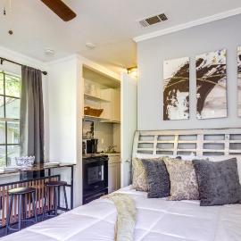 Lovely Clarksdale Studio < 2 Mi to Downtown!, hotel i Clarksdale