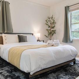 Downtown Austin Suite Retreat, Hotel in Austin