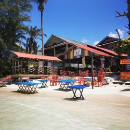 B'first Chalet Perhentian Island, hotel in Kampung Kuala Besut