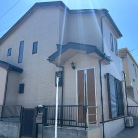 近藤沢駅の新装リノベーション一軒家 3LDK、無料駐車場完備、最大7名様までご利用可能, hotel in Fujisawa