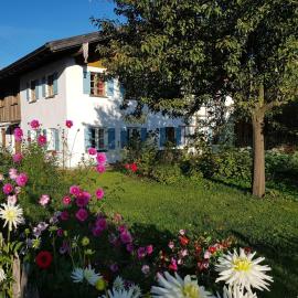 Ferienwohnung Hofen 5、パイティングのホテル