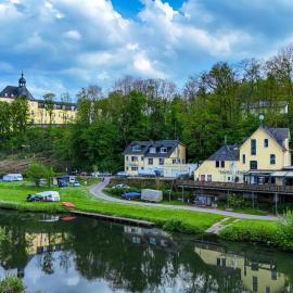 Ferienwohnung Riverside Resort idyllisch direkt an der Lahn