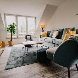 großzügiges, stylisches Apartment I 6 Personen I Eifel I Naturliebhaber I, hotell i Metterich