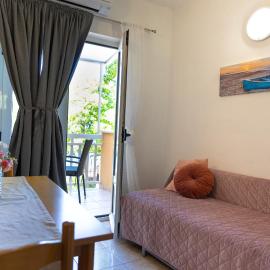 Apartmani Tona, hotel in Gradac
