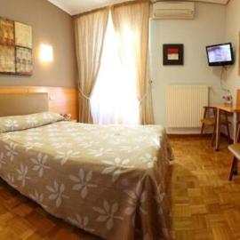 Hostal Arotza, hotel in Tafalla