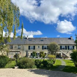 La Naomath - Maison d'hôtes, Hébergement insolite & Gîte, hotel v destinácii Bayeux