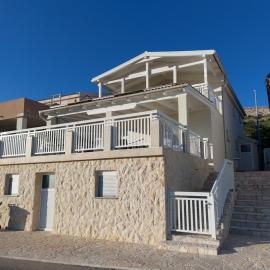 Apartmani Pavic، فندق في كوستيتشي