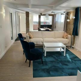 Plain-pied 80 m2 dans maison, parking privé gratuit, gare directe Paris