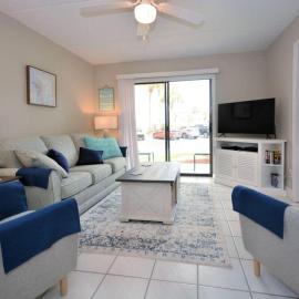Beachside Bliss-Courtyard Villa-Beachside condo