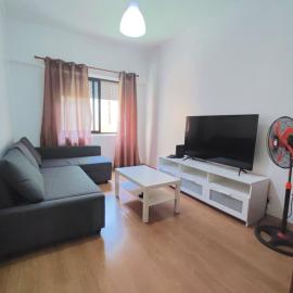 laxuries Room for rent, hotel Odivelasban
