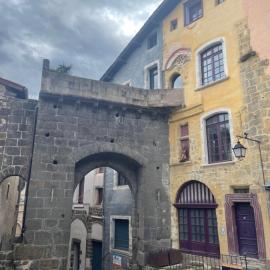 Aux Portes du Mont Anis, hotel a Le Puy en Velay