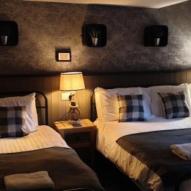 BELLFIELD HOUSE, hotell i Broadford