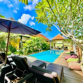 Dream Beach Hostel Lembongan, hotel v destinaci Nusa Lembongan