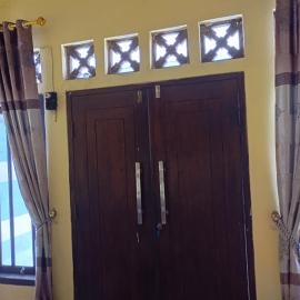 river cliff villa, Hotel in Sidomukti