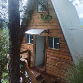 Ridge View Cottage Blue Mountain Wilderness Retreat, hotell i Port Antonio