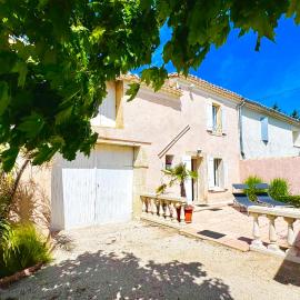 Loca-Moulins, hotel in Saze