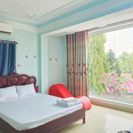 Nhà nghỉ thảo ngân, hotel in Bình Mỹ