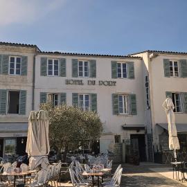 Hôtel du Port – hotel w mieście Saint-Martin-de-Ré