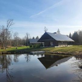 Kuuse metsamaja, hotel em Saaremaa