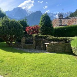 Monte Bianco elegant villa apartment Courmayeur