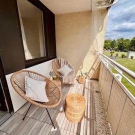 Stylish studio apartment with beautiful terrace near Audi