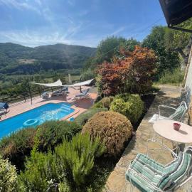 Casa Petra - Casa Tre Stelle - Casa Caneva - Ferien für 6-14 Personen, hotel Pontiban