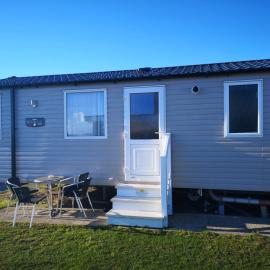 B1 - Pebble Bank Caravan Park, hotel in Weymouth