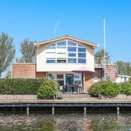 Watervilla Workum, hotell i Workum