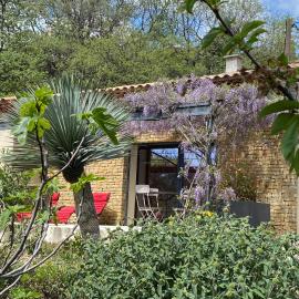 gîte de Jo et Chantal, Hotel in Belgentier
