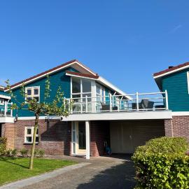 Friese Kust Villa, хотел в Воркум