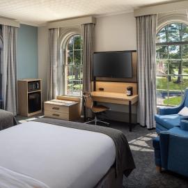 Hotel Ursa, hotel em Orono