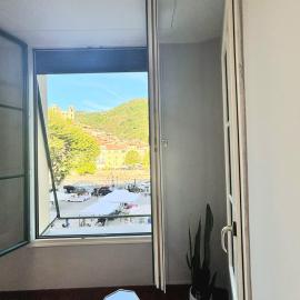 Casa Jolie - vista castello