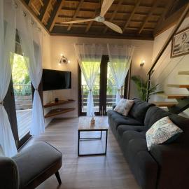 VILLA TAAROA LEGENDS, hotel u gradu 'Haapiti'