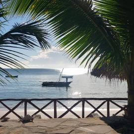Villa Sunshine House ZANZIBAR, hotel di Jambiani
