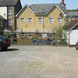 Longfield Guest House, hotel in Dover