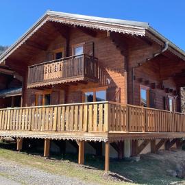 Chalet Pura Vida Morillon Samoëns Grand Massif 6-8, hótel í Morillon