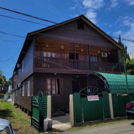 Guest House in Ureki, hotel a Ureki
