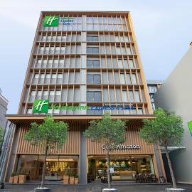 Holiday Inn Express & Suites Bangkok Central Pier by IHG