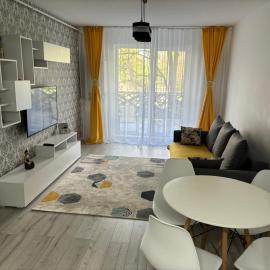 White DeLuxe Apartment