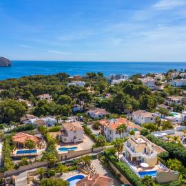 Villa Celeste by Abahana Villas