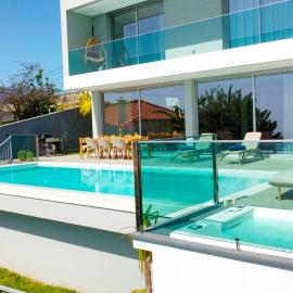 Villa Obra-Prima - Pool & Jacuzzi by LovelyStay