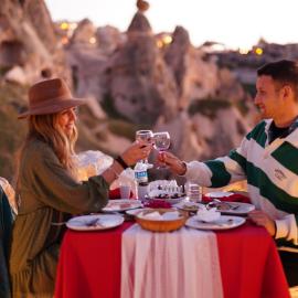 Anatelein Cave Hotel โรงแรมในอุตชิซาร์