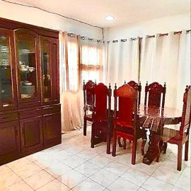 La Maison transient house, hotel em Calapan
