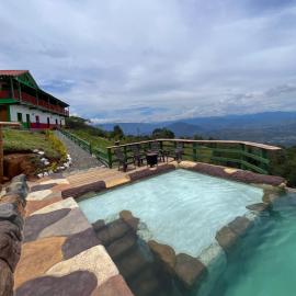 Támesis में, होटल Finca Hotel Isla del Encanto