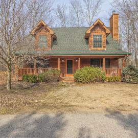 The Great Escape - Cabin with shared pool access, hotel u gradu 'Saugatuck'