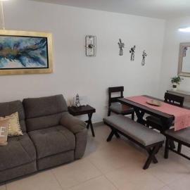 Casa confort nueva Cerca de outlets y Hospital Regional, hotel a Santa Gertrudis