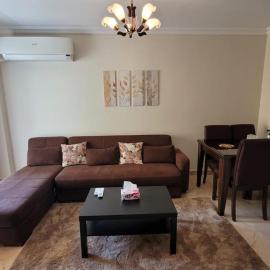Smart Space,Chill Vaibes-2BR Apartment in a Prime Spot, hotel in Madinaty