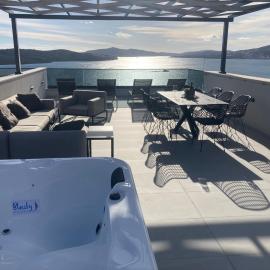Penthouse Bluesky, hotel sa Okrug Gornji