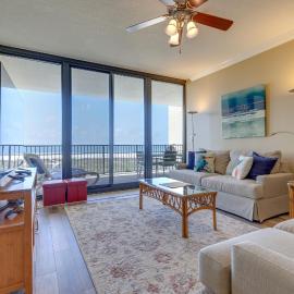 Beachfront Dauphin Island Condo w/ 2 Pools & Sauna