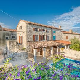 Villa Major near Vrsar and Lim Fjord, hotel v destinácii Marasi